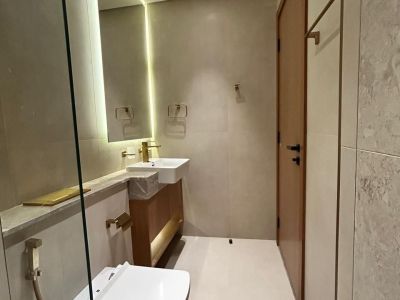 bathroom jvc dubai rental